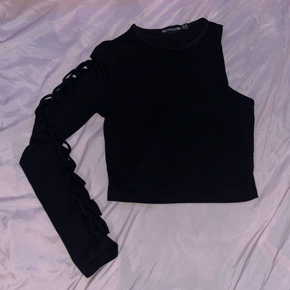 pretty little thing cutout one sleeve crop top